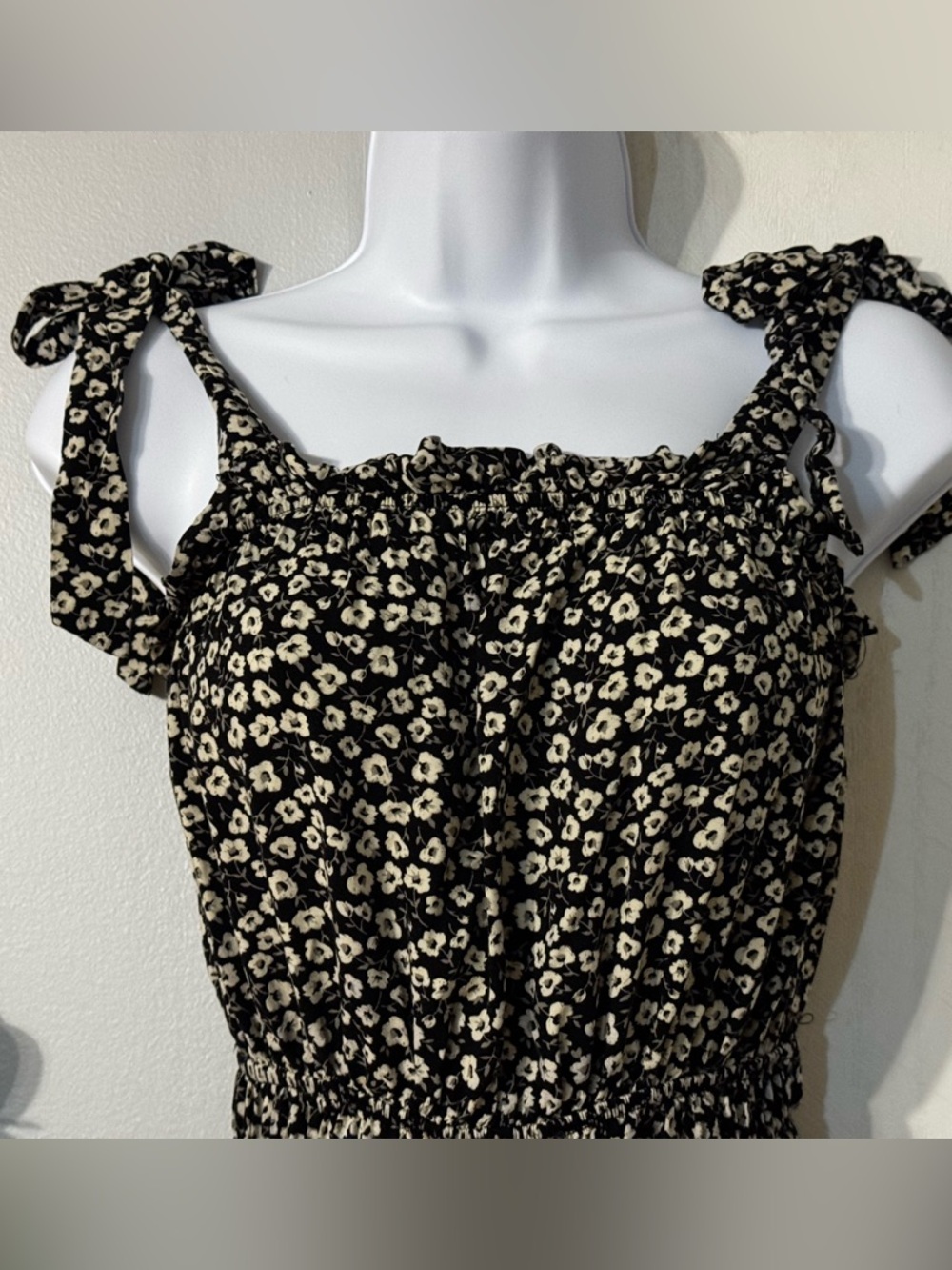 miami Black Floral Tie-Shoulder Wide Leg Jumpsuit - Picture 3 of 11